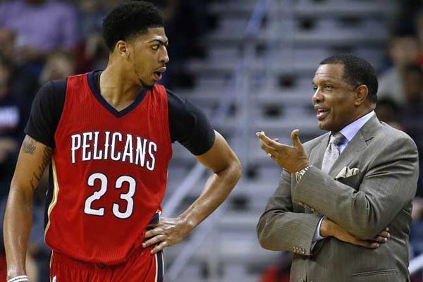 东契奇对基 东契奇对基